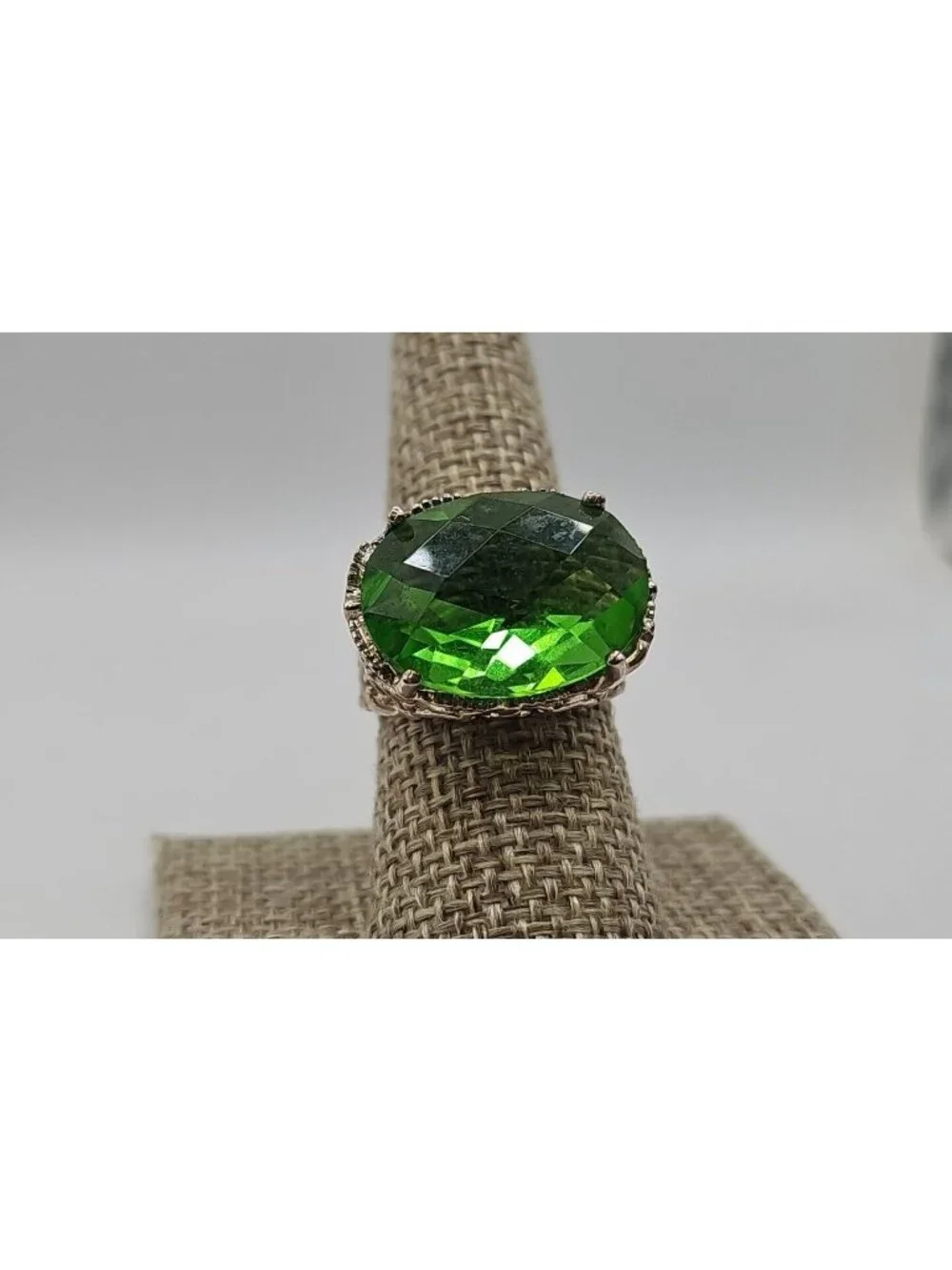 Silver Ring With Glass Green Stone Size 8